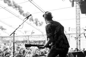 Rebel Tell, auf der Bühne, Rebel Tell Konzert, Rock n Roll, Volksmusik, Band, Schupfart Festival 2019, Konzert, Volksmusik, schupfart festival, veranstaltungen heute, partys, festival, events, konzert zürich, dreiländereck, schupfart, konzerte bern, konzert freiburg, veranstaltugen aargau, rheinfelden veranstaltung, konzerte aarau, olten events, solothurn konzert, schupfart festival 2022, konzerte schweiz, livemusik, schlagerparty, schlagerfestivals, kleine festivals schweiz, veranstaltungen in der nähe, sommerfest, country, rock, pop, schlager, konzerte september, festival basel