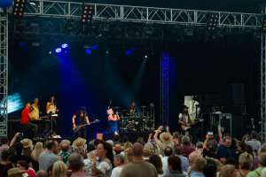 Beatrice Egli, auf der Bühne, Beatrice Egli Konzert, schweizer Schlagersängerin, Schupfart Festival 2019, Konzert, Volksmusik, schupfart festival, veranstaltungen heute, partys, festival, events, konzert zürich, dreiländereck, schupfart, konzerte bern, konzert freiburg, veranstaltugen aargau, rheinfelden veranstaltung, konzerte aarau, olten events, solothurn konzert, schupfart festival 2022, konzerte schweiz, livemusik, schlagerparty, schlagerfestivals, kleine festivals schweiz, veranstaltungen in der nähe, sommerfest, country, rock, pop, schlager, konzerte september, festival basel