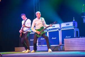 Status Quo, auf der Bühne, Status Quo Konzert, Schupfart Festival 2019, Konzert, Rock-Konzert, Status Quo Concert, Rock-Band, schupfart festival, veranstaltungen heute, partys, festival, events, konzert zürich, dreiländereck, schupfart, konzerte bern, konzert freiburg, veranstaltugen aargau, rheinfelden veranstaltung, konzerte aarau, olten events, solothurn konzert, schupfart festival 2022, konzerte schweiz, livemusik, schlagerparty, schlagerfestivals, kleine festivals schweiz, veranstaltungen in der nähe, sommerfest, country, rock, pop, schlager, konzerte september, festival basel