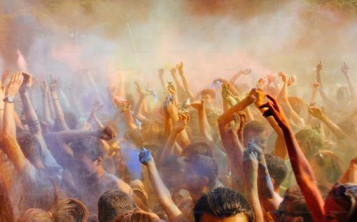 Du möchtest wissen, welch Gefühle an einem Festival ausgelöst werden? Das Schupfart Festival verrät es Dir in diesem Blogpost. Jetzt mehr erfahren! Du möchtest wissen, welch Gefühle an einem Festival ausgelöst werden? Das Schupfart Festival verrät es Dir in diesem Blogpost. Jetzt mehr erfahren!
