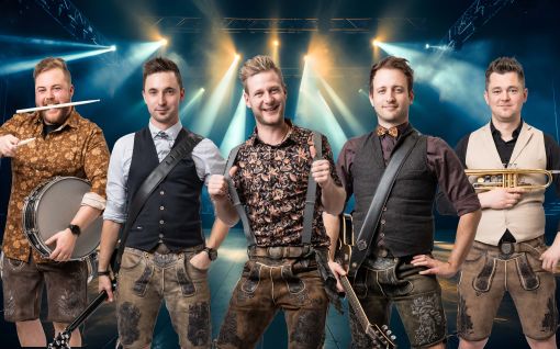 Line-Up, Programm Schupfart Festival, Thierseer Tickets, Thierseer Band, Thierseer Live, Thierseer Vorverkauf, Oktoberfest, Immer wieder sonntags, Fernsehgarten, Möhlin, Wer sagt das, Jetzt erst recht, Schupfart Festival 2025, Konzert, schupfart festival, veranstaltungen heute, partys, festival, events, konzert zürich, dreiländereck, schupfart, konzerte bern, konzert freiburg, veranstaltugen aargau, rheinfelden veranstaltung, konzerte aarau, olten events, solothurn konzert, konzerte schweiz, livemusik, schlagerparty, schlagerfestivals, kleine festivals schweiz, veranstaltungen in der nähe, sommerfest, country, rock, pop, schlager, konzerte september, festival basel